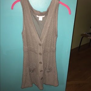 Sleeveless Cardigan